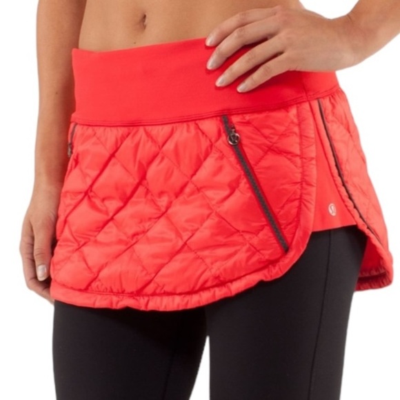 lululemon athletica Dresses & Skirts - Rare Lululemon Hot Cheeks Skirt in Red Size 6
